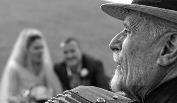 The Italian Wedding Planner - old man playing the accordion